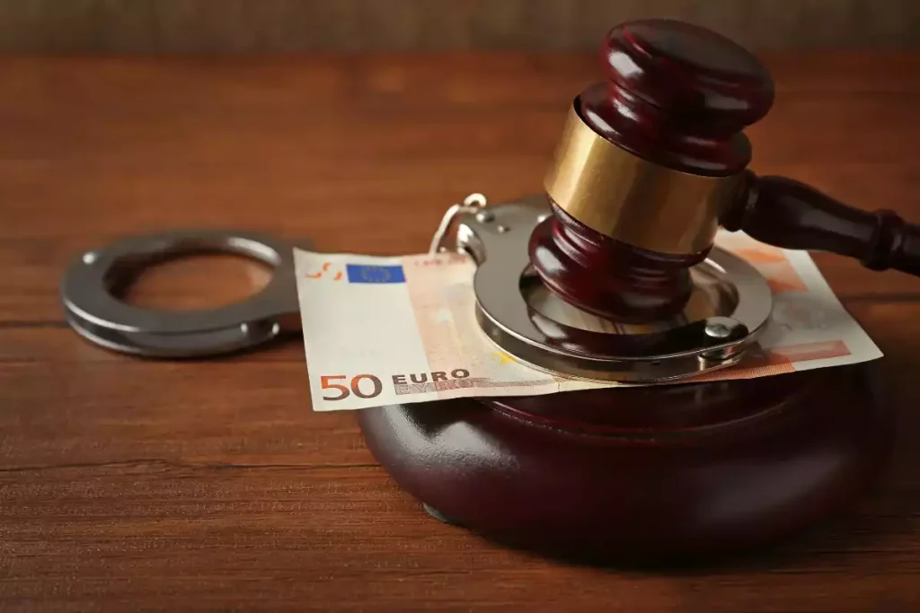risques travail au noir salarie